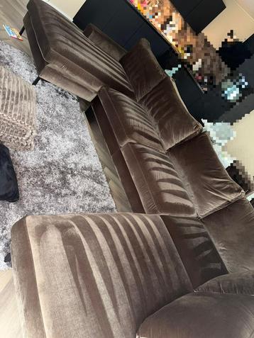 Urban Sofa Lausanne lounge bank beschikbaar voor biedingen
