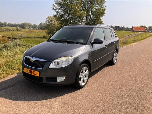 Skoda Fabia 1.6 16V 77KW Combi 2008 Grijs, Auto's, Skoda, Particulier, Fabia, ABS, Airbags, Airconditioning, Centrale vergrendeling