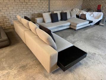 Grote Minotti White hoekbank beschikbaar voor biedingen