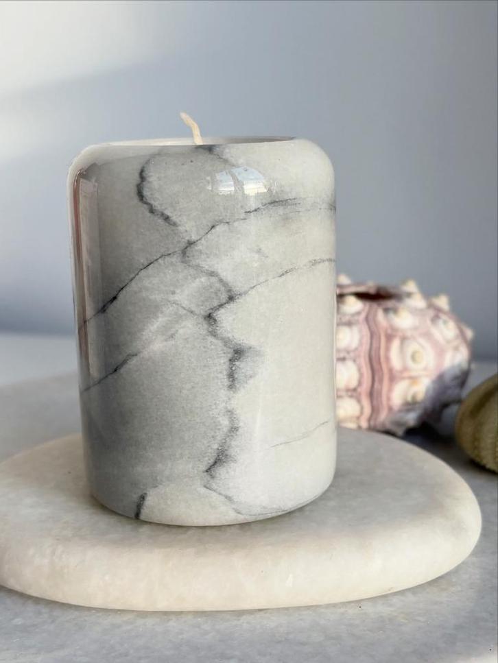 Marmeren kaarsenhouder, Huis en Inrichting, Woonaccessoires | Kandelaars en Kaarsen, Zo goed als nieuw, Minder dan 25 cm, Overige materialen