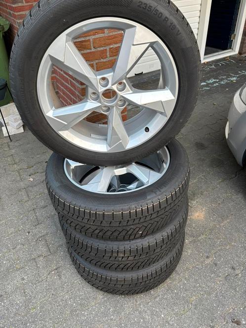 Nieuwe 19 inch Q5 winterset, Auto-onderdelen, Banden en Velgen, Banden en Velgen, Winterbanden, 19 inch, 235 mm, Personenwagen