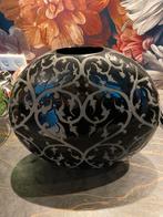 Mooie zwarte vaas ( niet kapot ), Huis en Inrichting, Woonaccessoires | Vazen, Ophalen, Zwart, Minder dan 50 cm, Glas