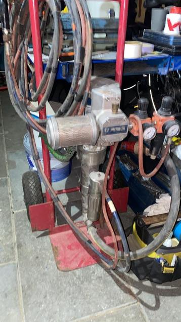 Latex/Verf Spuitmachine - Goed Onderhouden beschikbaar voor biedingen