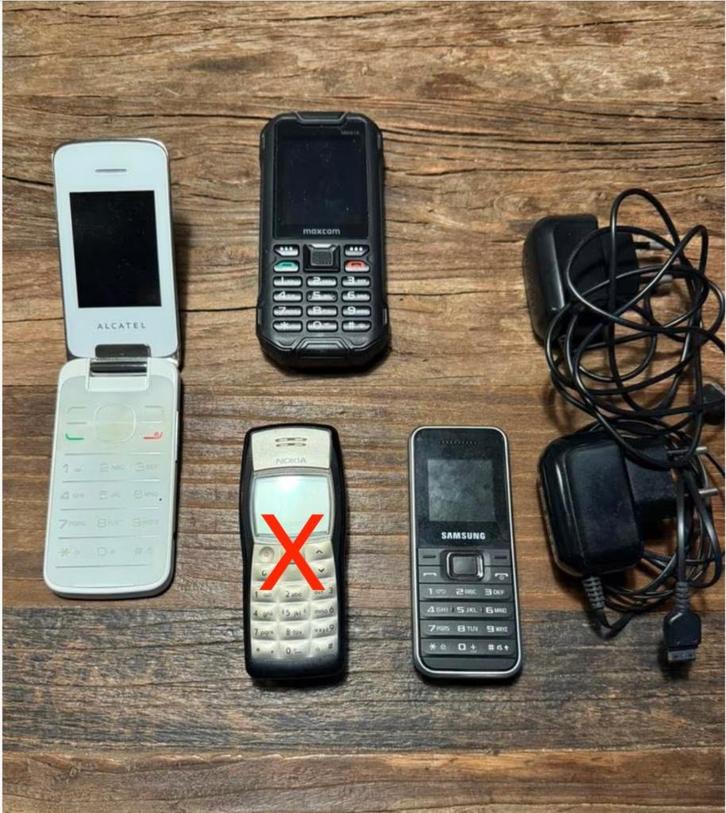 3 GSM telefoons, Telecommunicatie, Mobiele telefoons | Overige merken, Gebruikt, Ophalen of Verzenden