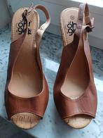 Gave schoenen met sleehak maat 38, Bruin, Sandalen of Muiltjes, Ophalen of Verzenden, Onbekend