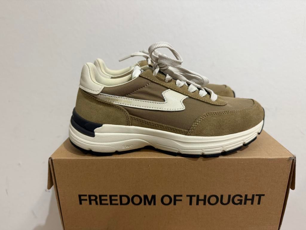 Te koop nieuwe Stepney workers club maat 37, Kleding | Dames, Postlaan 3, Nieuw, Ophalen of Verzenden, Sneakers of Gympen