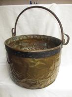 Antieke koperen ketel met ijzeren handvat 42cm dia, Ophalen of Verzenden, Koper