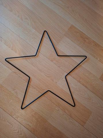 Ijzeren Ster Decoratie beschikbaar voor biedingen
