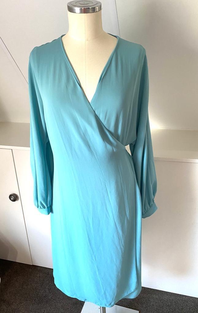 NIEUW...Filippa K turquoise wikkeljurk mt 38/40 CHCS, Kleding | Dames, Jurken, Nieuw, Maat 38/40 (M), Overige kleuren, Onder de knie