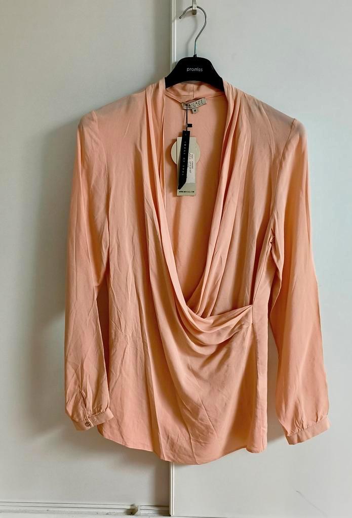 Elegante Nude Blouse - Maicazz - Nieuw!, Kleding | Dames, Blouses en Tunieken, Nieuw, Maat 38/40 (M), Roze, Ophalen of Verzenden