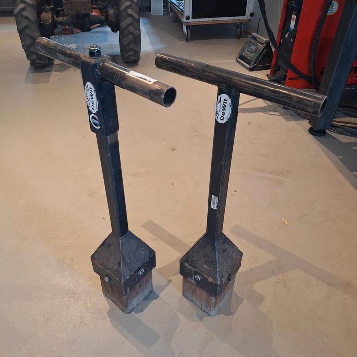 Bandenstamper Grondstamper houten blok de wit, Tuin en Terras, Hand-tuingereedschap, Zo goed als nieuw, Overige soorten, Ophalen