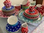 Oilily servies voor High Tea te huur, 10 pers €25, Ophalen, Gebruikt