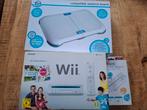 Wii Family Edition en balance board nieuw in doos!, Spelcomputers en Games, Spelcomputers | Nintendo Wii, Ophalen, Nieuw, Met 2 controllers