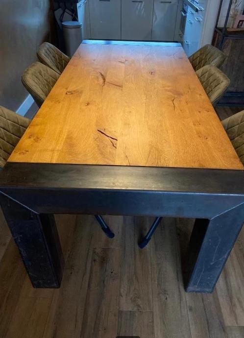 Eettafel van echt eikenhout, Huis en Inrichting, Tafels | Eettafels, Gebruikt, 100 tot 150 cm, 200 cm of meer, Vijf personen of meer