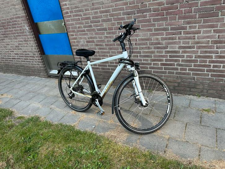 Cube Mountain hybrid bike - Maat 52-54, Fietsen en Brommers, Fietsen | Dames | Damesfietsen, Gebruikt, Overige merken, Versnellingen
