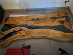 Mooie epoxy tafel hij is spec gemaakt met olijfboomhout, Huis en Inrichting, Tafels | Eettafels, Ophalen, 50 tot 100 cm, Zo goed als nieuw