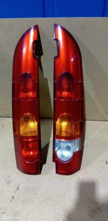 Achterlicht Renault Kangoo beschikbaar voor biedingen