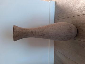 Mooie keramieke vaas beschikbaar voor biedingen