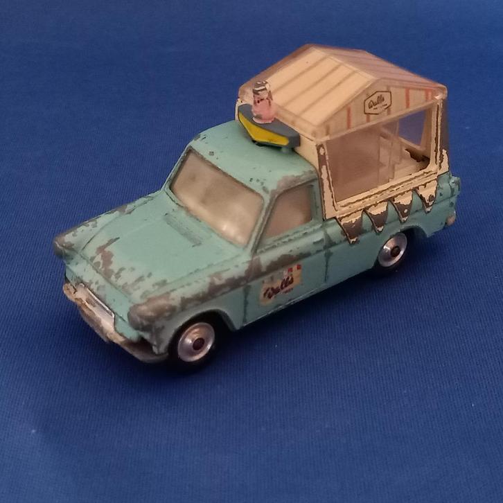 Corgi Toys #447 Ford Thames Ice Cream Van, Hobby en Vrije tijd, Modelauto's | 1:43, Gebruikt, Auto, Corgi, Ophalen of Verzenden