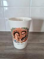 Beker ter gelegenheid van het 25 jarig huwelijk van Juliana, Verzamelen, Koninklijk Huis en Royalty, Ophalen of Verzenden, Servies