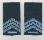 Set rang Sergeant 1e kl KLu, Kon Luchtmacht (donkerblauw), Ophalen of Verzenden, Landmacht, Nederland, Embleem of Badge