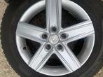 215/60/16 Uniriyal ca. 7 mm  Mazda CX 3, Auto diversen, Wieldoppen, Ophalen of Verzenden, Zo goed als nieuw