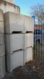 Barrierblok 80x80x80 cm., Ophalen, Zo goed als nieuw