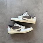 Air Jordan 1 Low x Travis Scott - Reverse Mocha - 42,5, Kleding | Heren, Schoenen, Ophalen of Verzenden, Zo goed als nieuw, Bruin