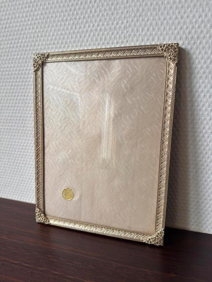 Rijkelijk Bewerkte Vintage Fotolijst Jyden met Bol Glas, Huis en Inrichting, Woonaccessoires | Lijsten, Gebruikt, Minder dan 50 cm