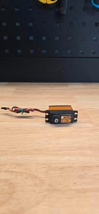 Savox SC-1256TG 20kg digitale servo, Hobby en Vrije tijd, Modelbouw | Radiografisch | Auto's, Zo goed als nieuw, Onderdeel, Elektro