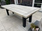 Houten buiten tafel met stalen onderstel, Tuin en Terras, Tuintafels, Ophalen, Gebruikt, Rechthoekig, Hout