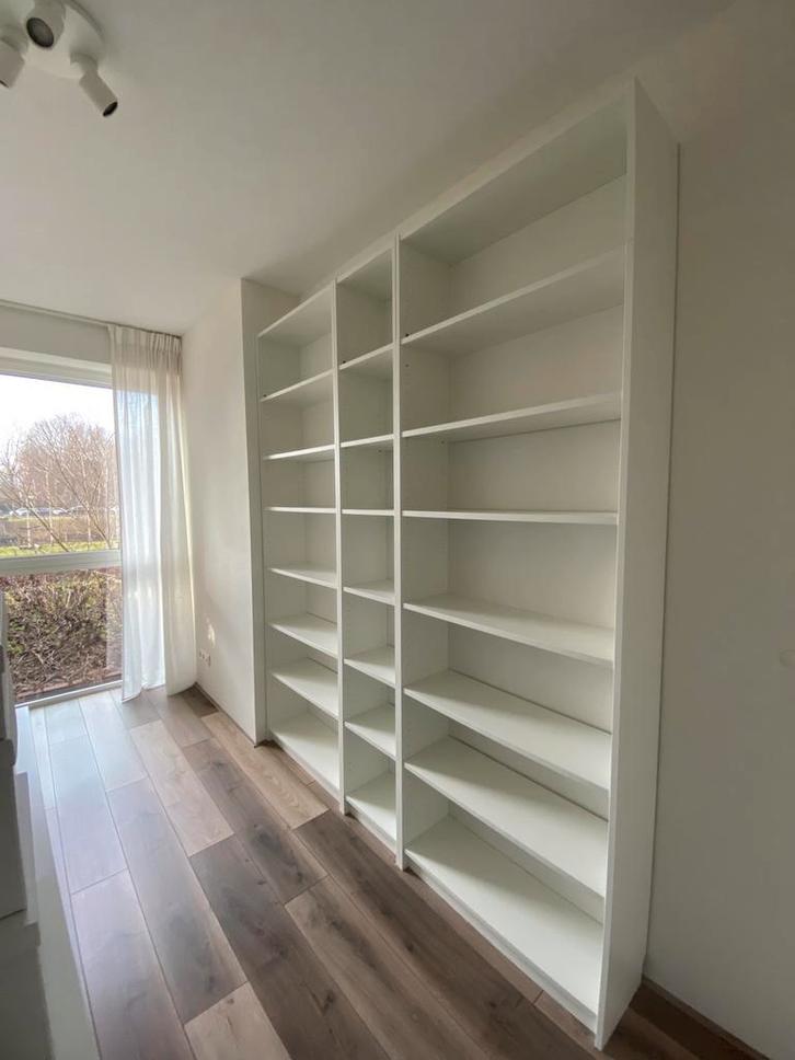 IKEA BILLY boekenkast, Huis en Inrichting, Kasten | Boekenkasten, Zo goed als nieuw, 200 cm of meer, 200 cm of meer, 25 tot 50 cm
