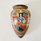 Japanse Satsuma wandvaas muurvaas vintage vaas antieke vaas, Antiek en Kunst, Antiek | Keramiek en Aardewerk, Ophalen of Verzenden