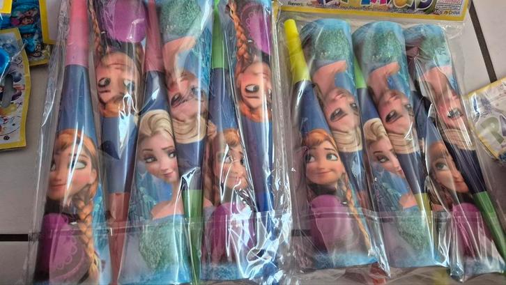 Partij Disney frozen feestartikelen, Hobby en Vrije tijd, Feestartikelen, Nieuw, Verjaardag, Ophalen