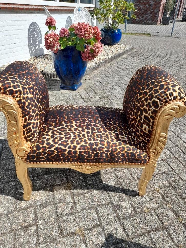 Barok poef  bankje tyger print, Huis en Inrichting, Banken | Voetenbanken en Poefen, Zo goed als nieuw, Rechthoekig, Ophalen of Verzenden