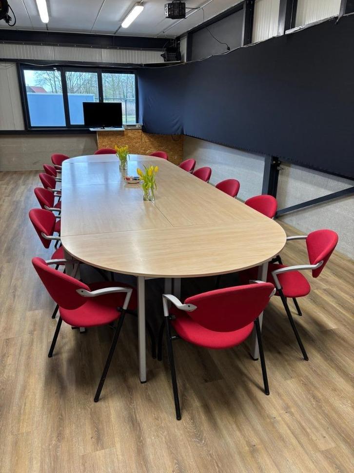 ovale tafel voor vergaderen 14 personen, Huis en Inrichting, Tafels | Eettafels, Gebruikt, 50 tot 100 cm, 200 cm of meer, Vijf personen of meer