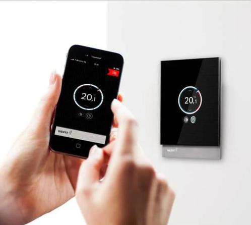 Nefit Moduline Easy modulerende slimme thermostaat, Doe-het-zelf en Verbouw, Thermostaten, Zo goed als nieuw, Slimme thermostaat
