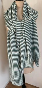 BLUSBAR PRACHTIGE WOLLEN OMSLAG SHAWL, BLUSBAR, Verzenden, Zo goed als nieuw, Maat 46/48 (XL) of groter