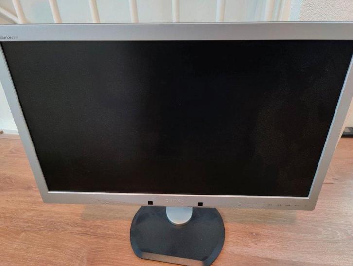 Monitoren Philips P231P4U (2x), Computers en Software, Monitoren, Gebruikt, 60 Hz of minder, USB-C, VGA, Kantelbaar, Overige typen