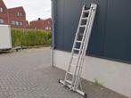 Aluminium uitschuif ladder (smart level systeem) zgan, Doe-het-zelf en Verbouw, Ladders en Trappen, Ophalen of Verzenden, Zo goed als nieuw
