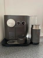Nespresso Magimix Expert & Milk, Witgoed en Apparatuur, Koffiezetapparaten, Afneembaar waterreservoir, Gebruikt, Koffiemachine