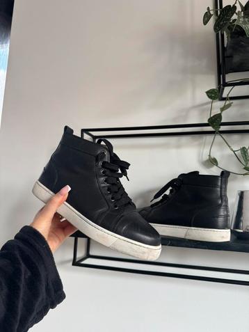 Christan louboutin maat 37/38 beschikbaar voor biedingen