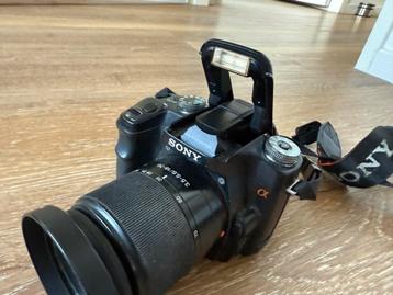 Sony Alpha 100 spiegelreflex camera + lens & accessoires beschikbaar voor biedingen