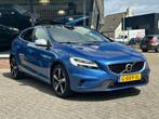 Volvo V40 1.5 T3 Polar+ Sport 2e EIG_LED_PANO_CAM., 65 €/maand, 700 kg, Blauw, Leder en Stof