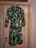 Kyra jurk mt 38 groen,zwart,wit, Kleding | Dames, Jurken, Maat 38/40 (M), Ophalen of Verzenden, Zo goed als nieuw, Knielengte