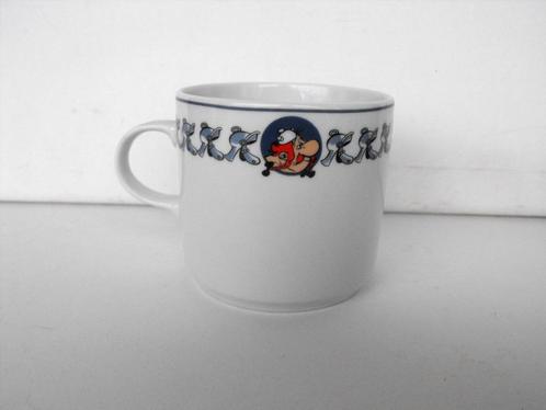 Asterix MOK porcelein uit 1994 Frankrijk in NIEUWSTAAT, Verzamelen, Stripfiguren, Nieuw, Overige typen, Asterix en Obelix, Ophalen of Verzenden