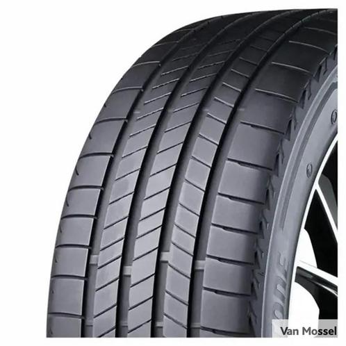 *SALE* Bridgestone S001 Potenza 225/40/R19 93W T338716, Auto-onderdelen, Banden en Velgen, Band(en), Zomerbanden, 19 inch, 225 mm