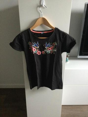 Leuk shirtje van Jill  beschikbaar voor biedingen