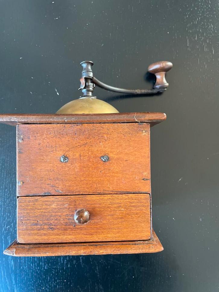 Antieke Peugeot Koffiemolen, Antiek en Kunst, Antiek | Keukenbenodigdheden, Ophalen of Verzenden