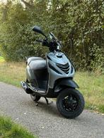 Piaggio zip 4t, Fietsen en Brommers, Scooters | Piaggio, Ophalen of Verzenden, Zo goed als nieuw, Benzine, Zip